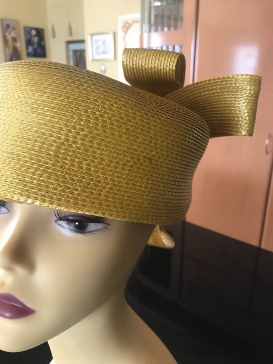 Women Hat. Unique Vintage style. From collectuion of \